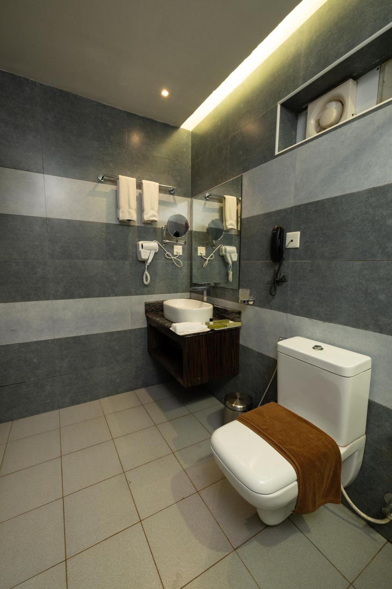 Casa Rio Resorts Athirappilly Ngoại thất bức ảnh